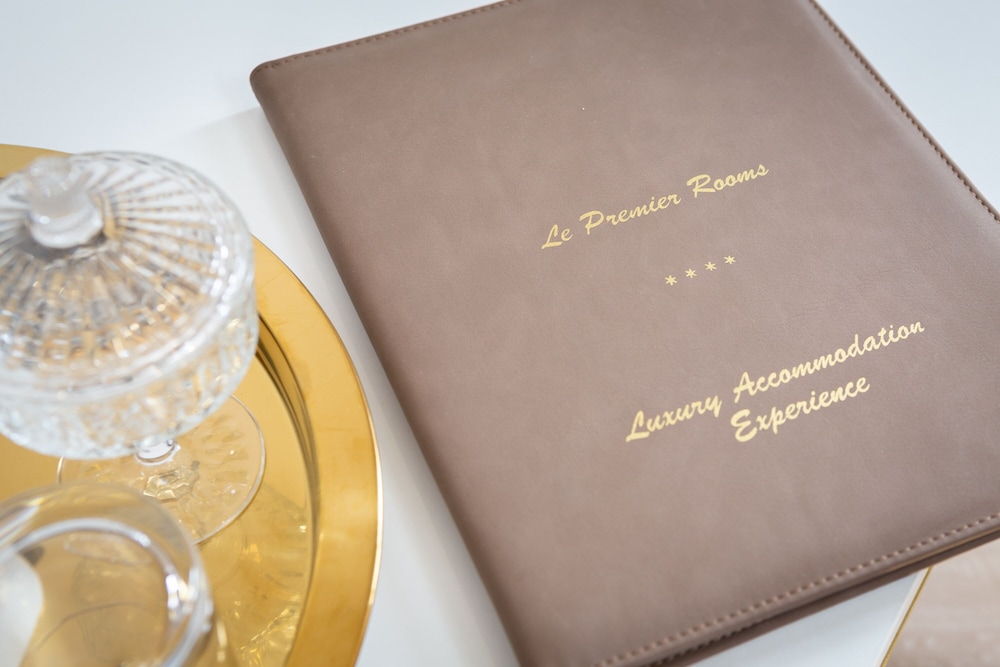 Le Premier Luxury Rooms 19/43