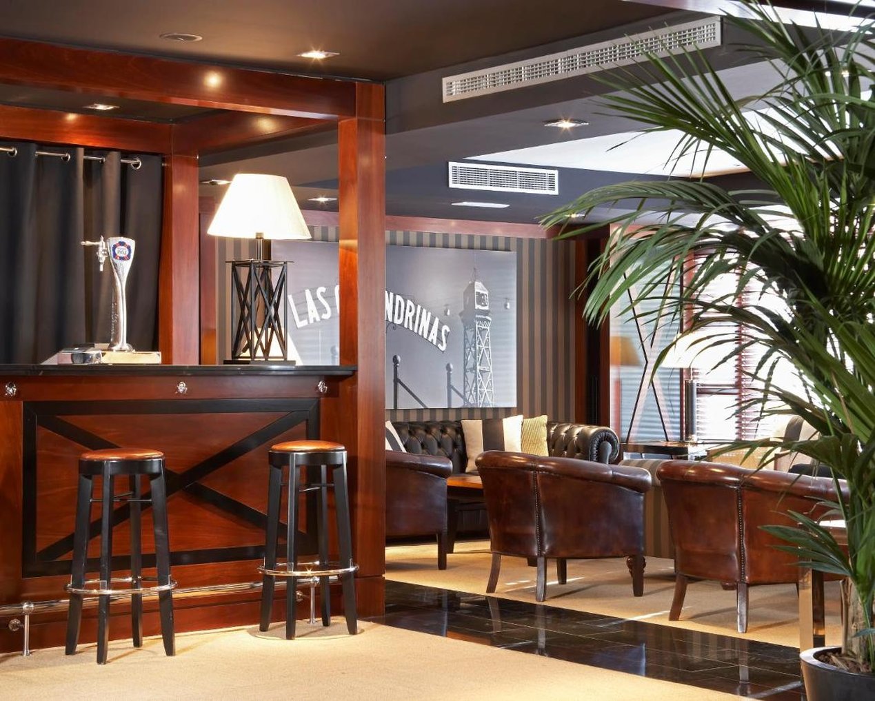 U232 Hotel 58/66