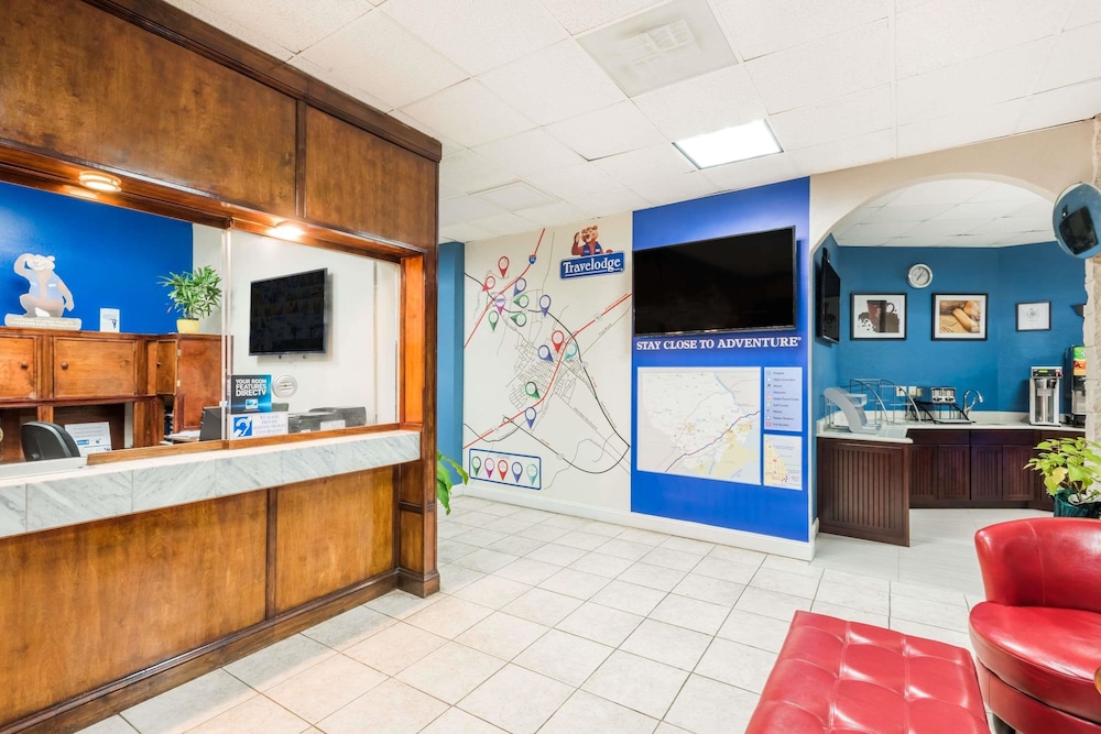 Travelodge by Wyndham Aberdeen 10/34