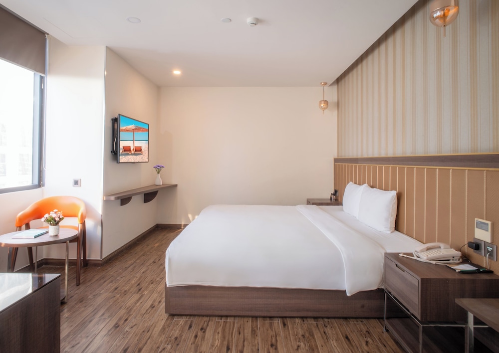 V Hotel Nha Trang 12/50