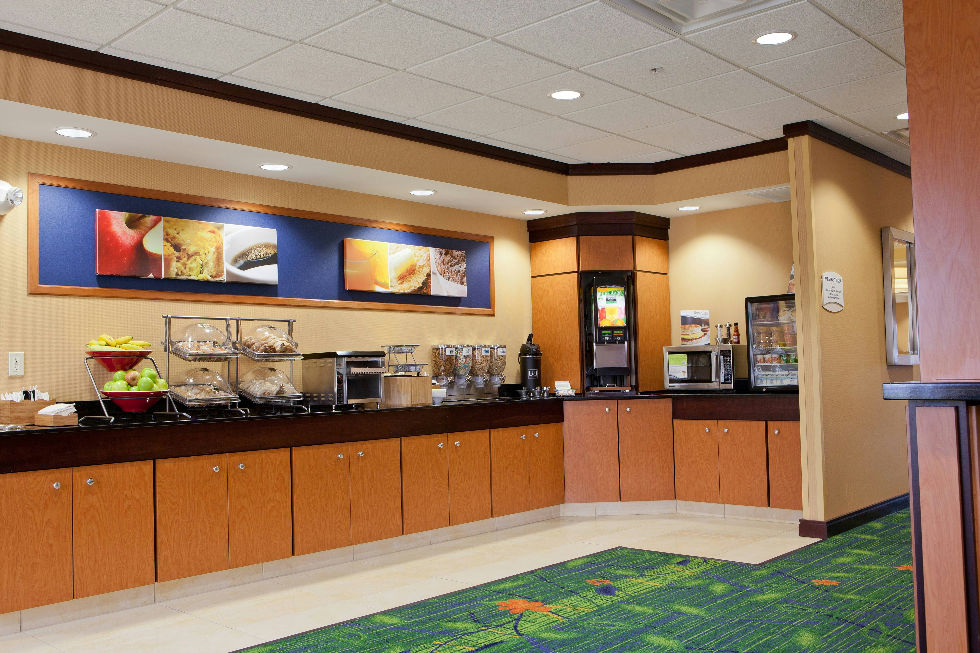 Fairfield Inn Suites Flint Fenton 3/12