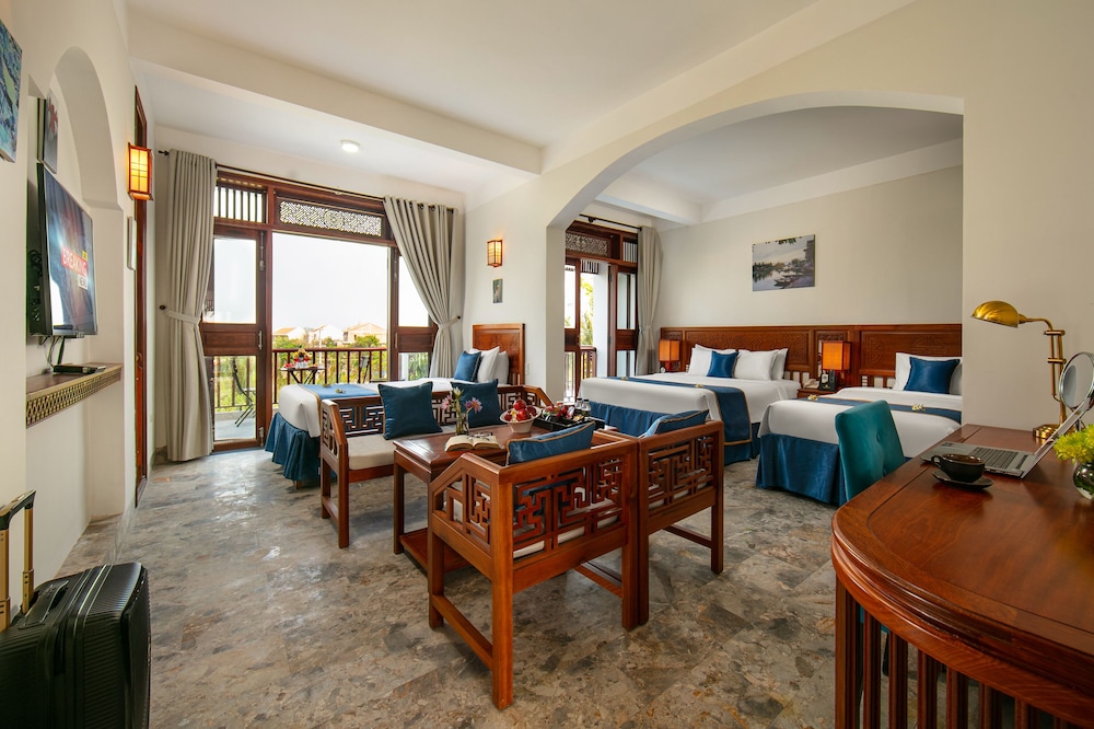 Hoi An River Palm Villas 48/64