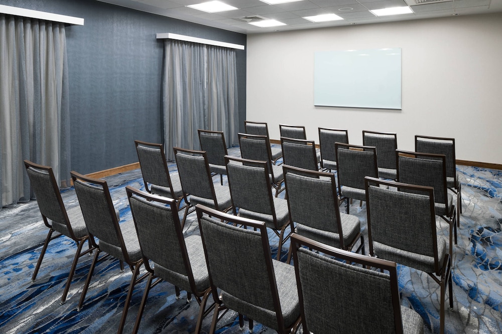 Fairfield Inn Suites South Bend At Notre Dame 33/34