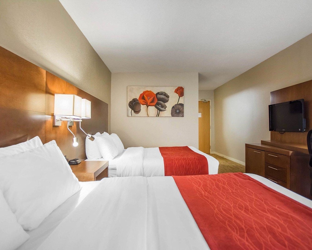 Comfort Inn Mont Laurier, QC 6/46