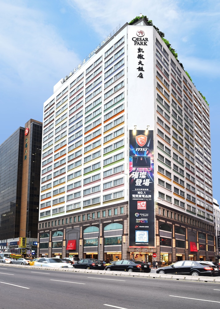 Caesar Park Hotel 65/72