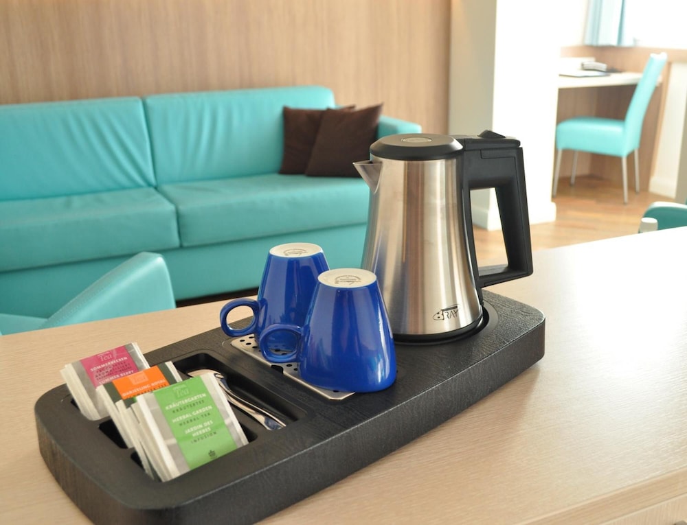 Hotel Vier Jahreszeiten Lubeck 34/50