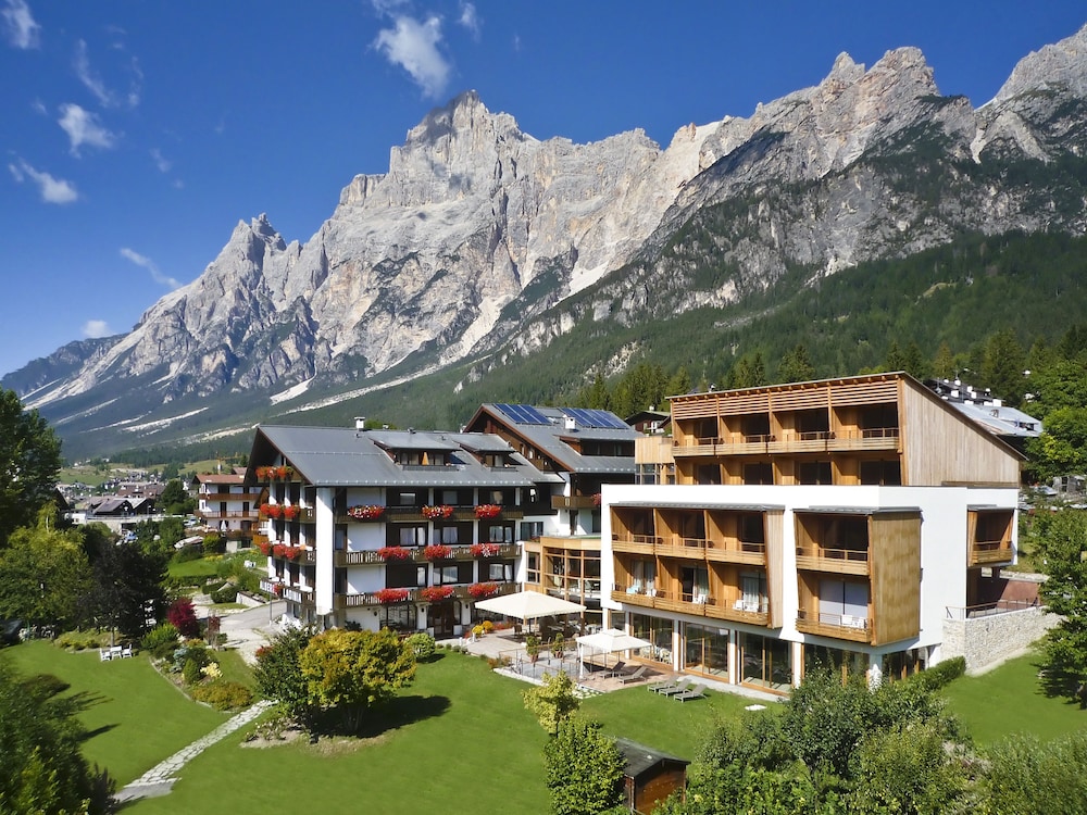 Parkhotel Ladinia 4/50