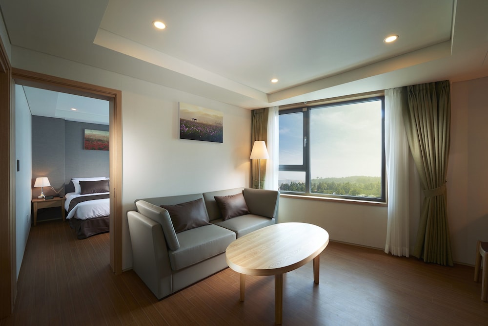 Benikea Jungmun Hotel 14/50