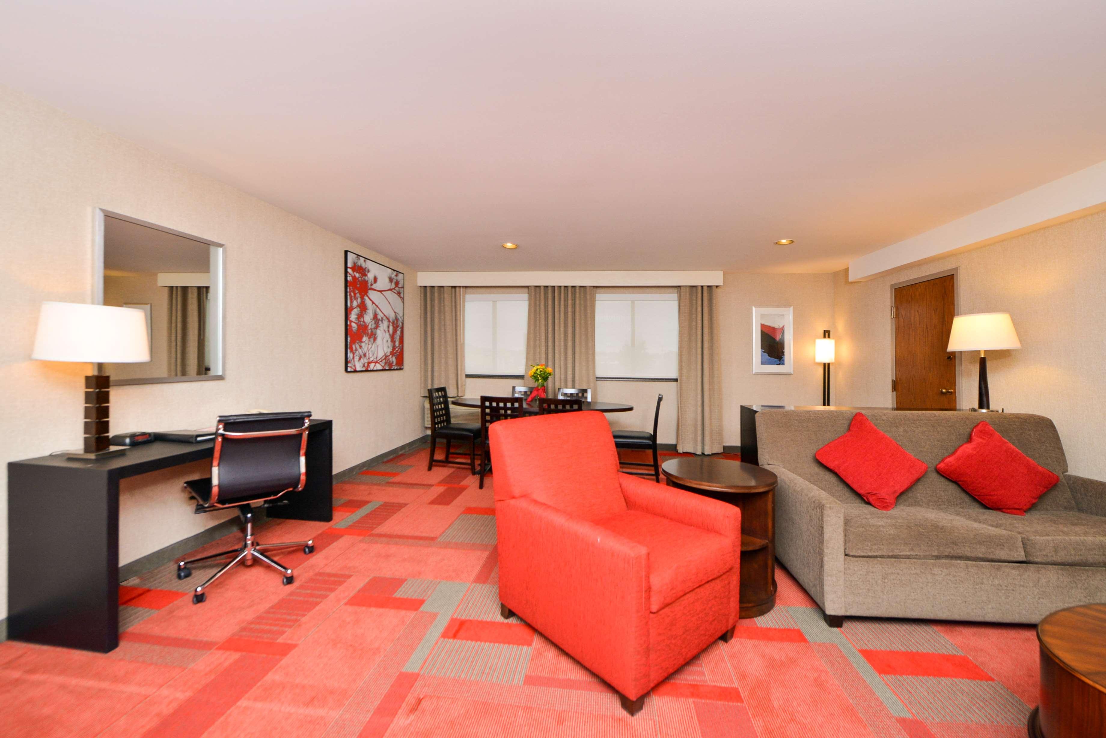 Radisson Hotel Madison 25/43