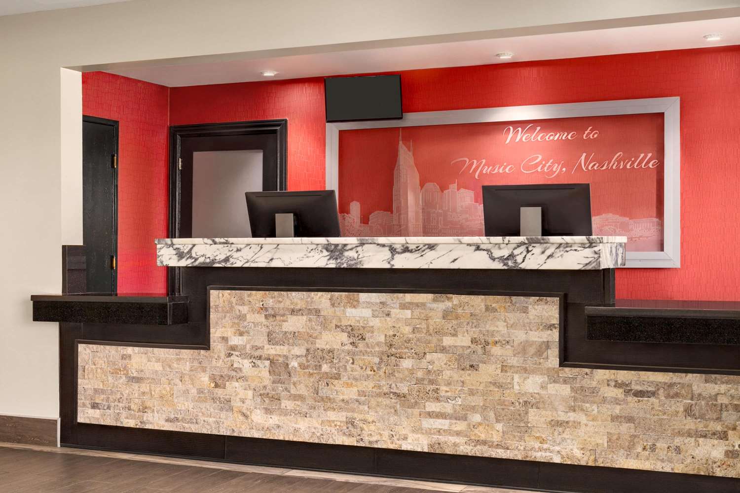Lobby at Luxe Studios Nashville Airport, NASHVILLE - TN