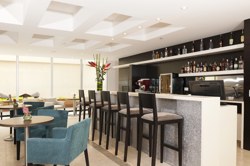 Hotel Bh Bicentenario 38/51