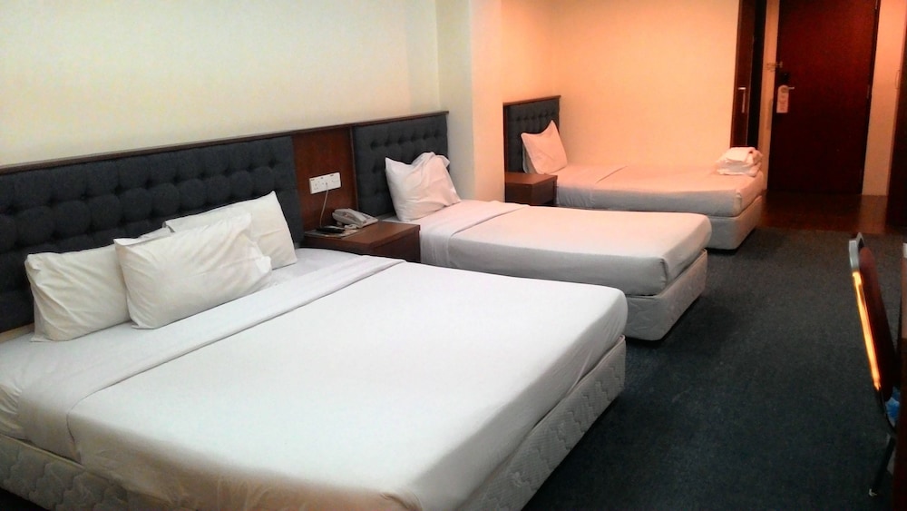 Iris House Hotel 20/65