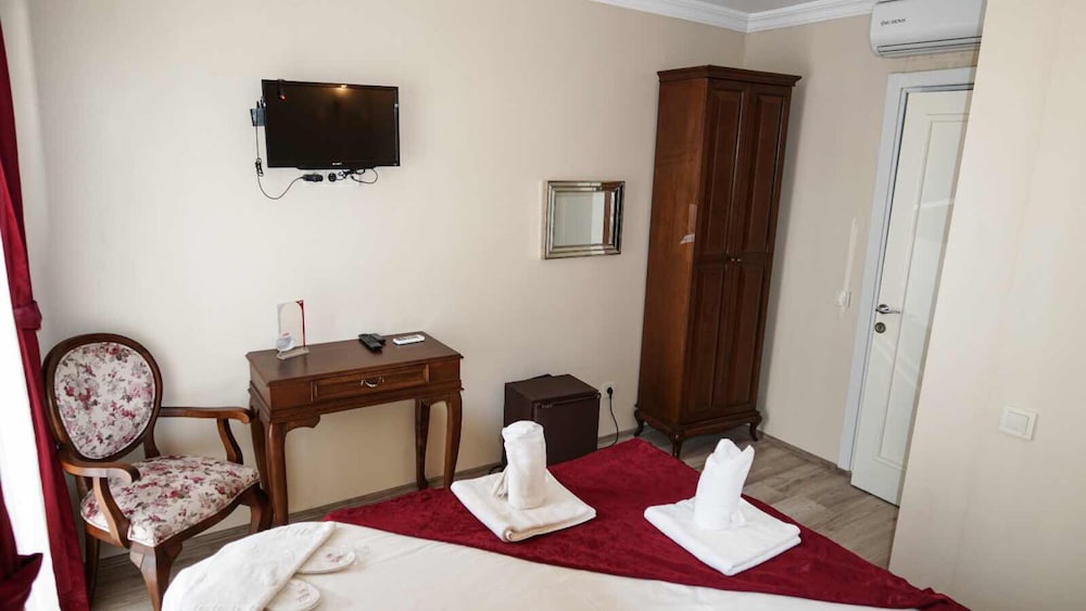Petit Boutique Hotel 16/46