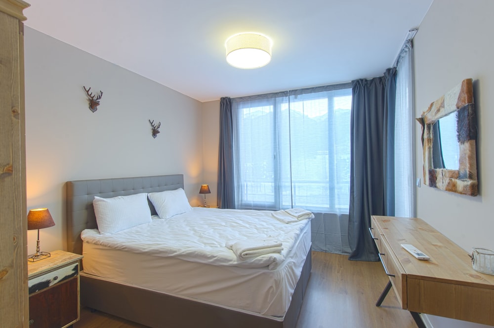 ECONOMY, APARTMENT