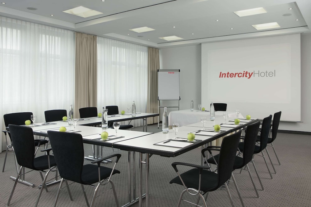 IntercityHotel Berlin Ostbahnhof 37/38