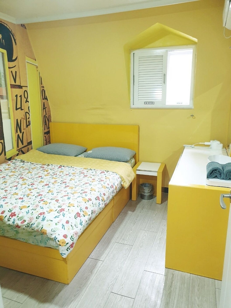 Oppa Hostel 14/50