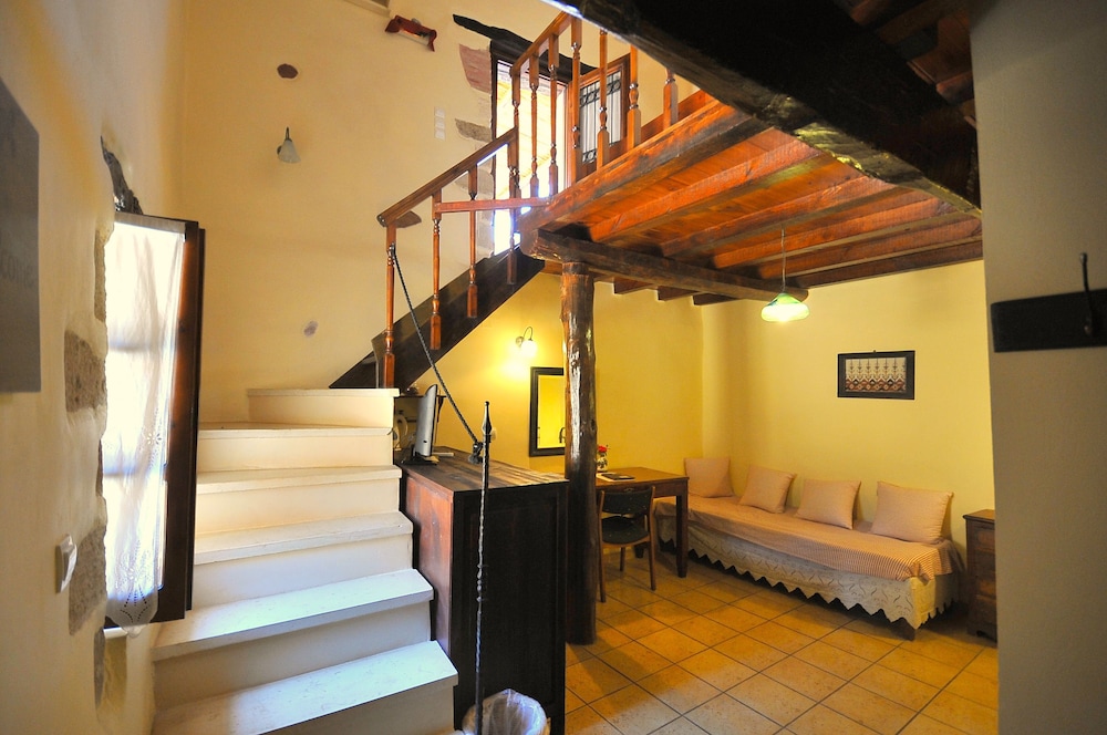 Elia Traditional Hotel & Spa 20/50