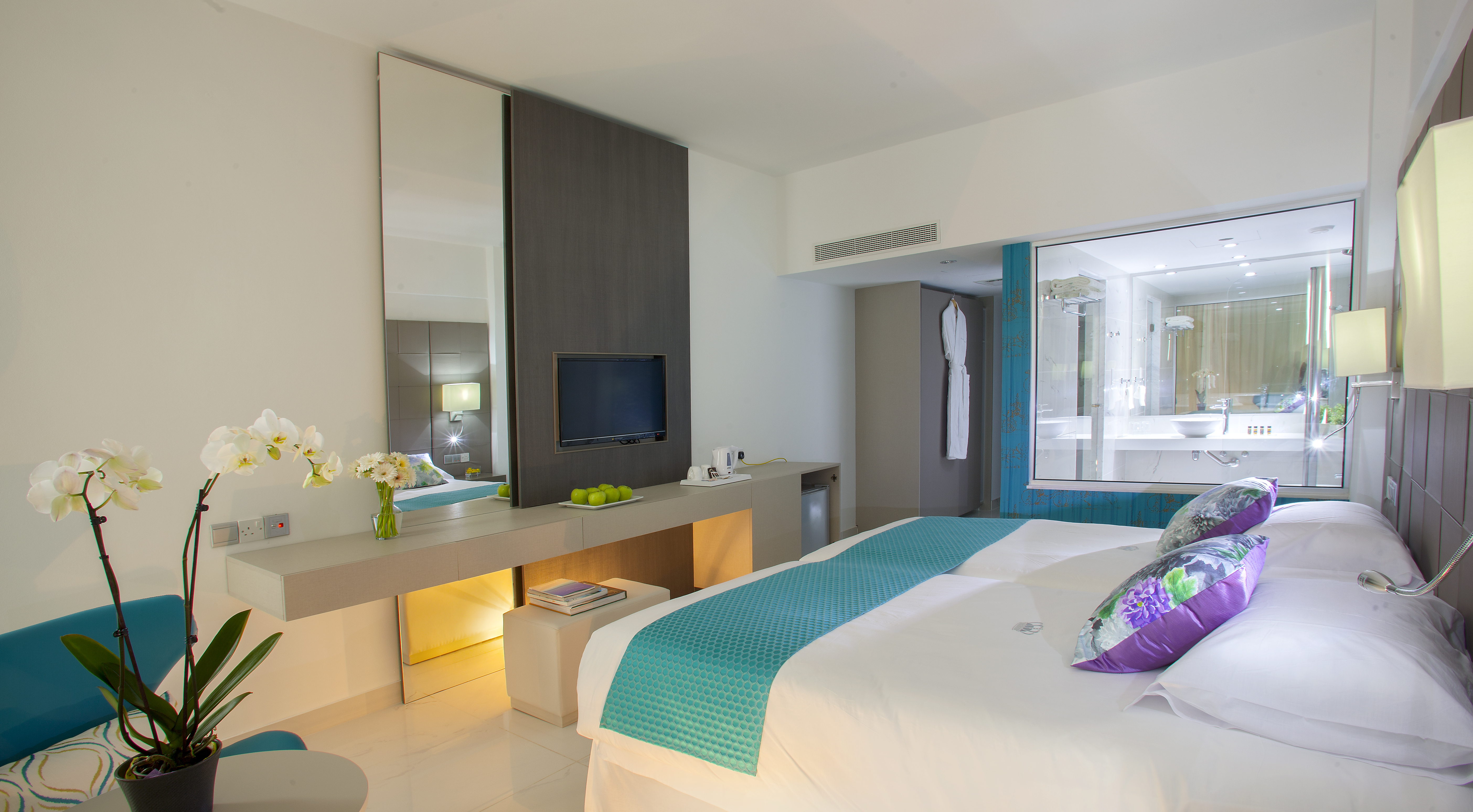 SWIM UP ROOM SEA VIEW