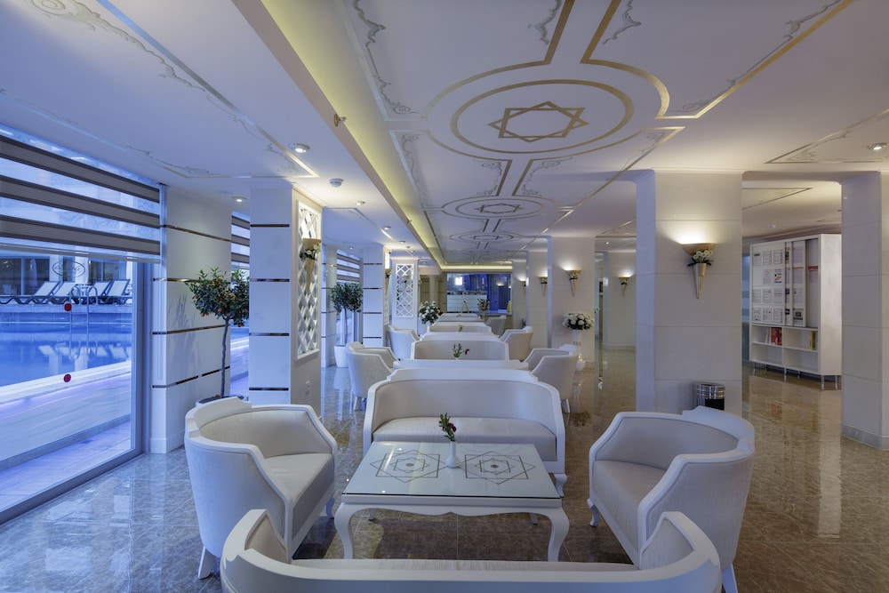 Alaiye Kleopatra Hotel 17/36