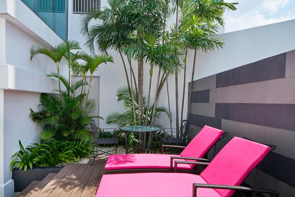 LE MERIDIEN KUALA LUMPUR 54/83