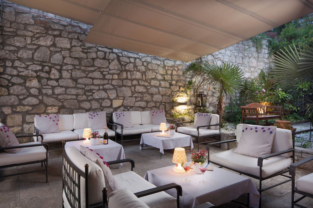 Angelo D Oro Hotel 57/68
