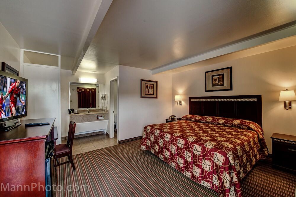 Standard, King Bed
