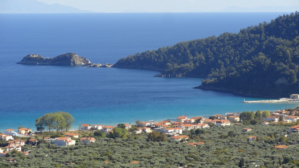 Blue Bay Beach Hotel 31/50