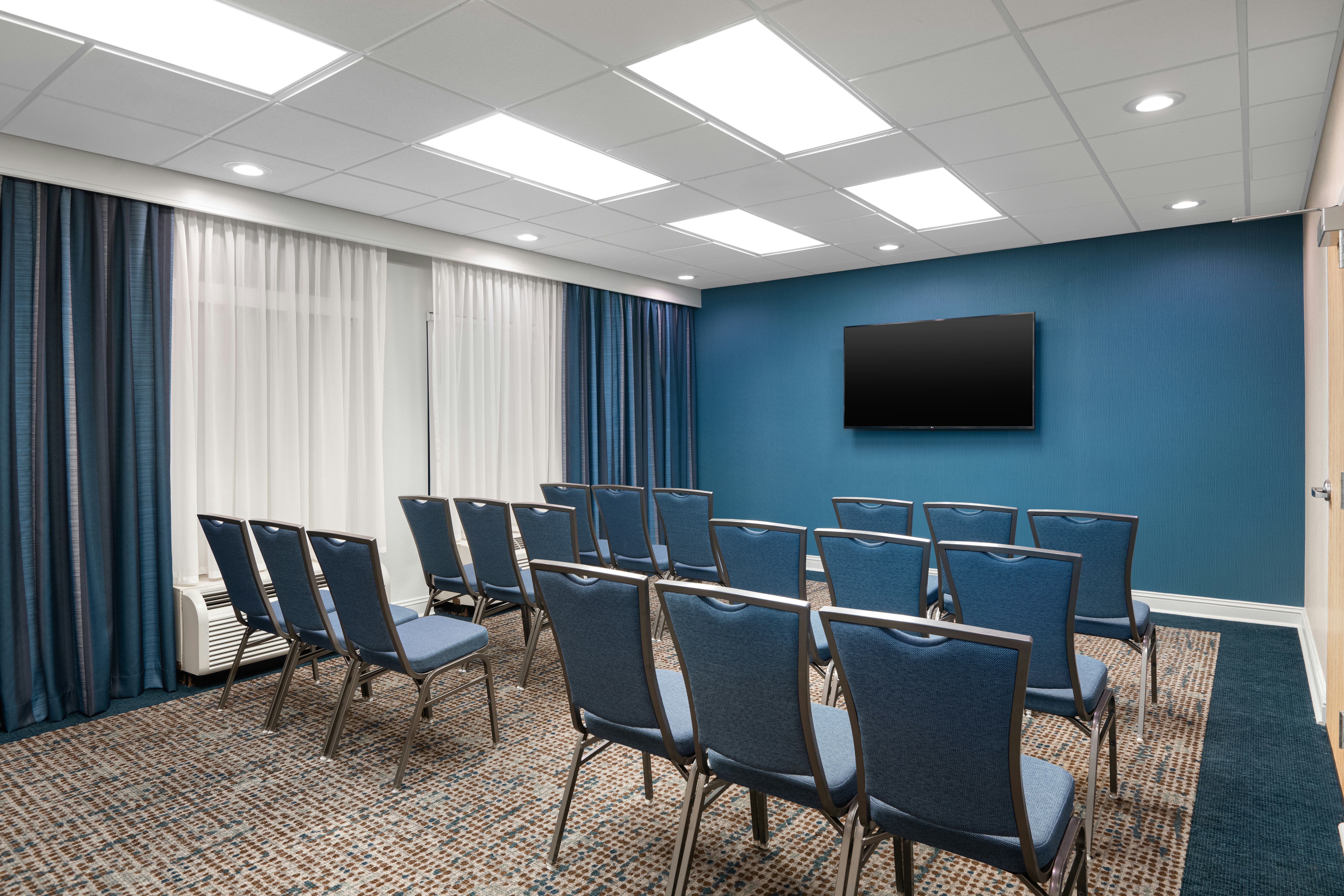 Hampton Inn Tallahassee Central 39/46