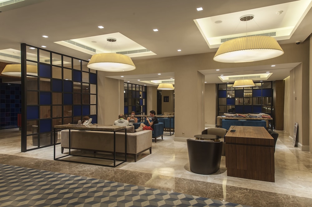 Festival Hotel Resort & Spa 7/79