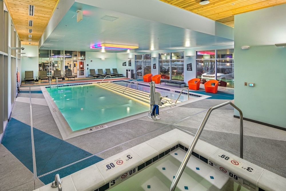 Aloft Anchorage 19/45