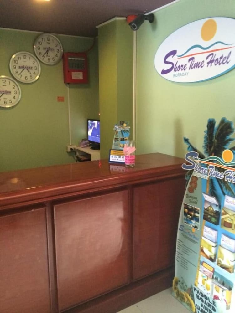 Shore Time Hotel Annex 9/32