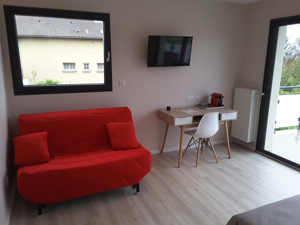 Villa vi Lyon Est Chambres d Hotes 13/35