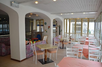 HOTEL ARENA 30/39