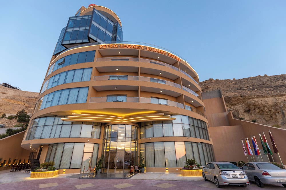 Petra Legacy Luxury Hotel 2/50