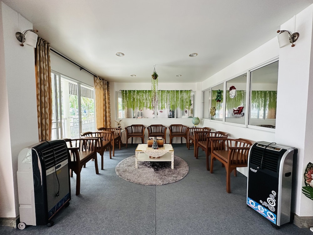 Kata Place Hotel 28/50