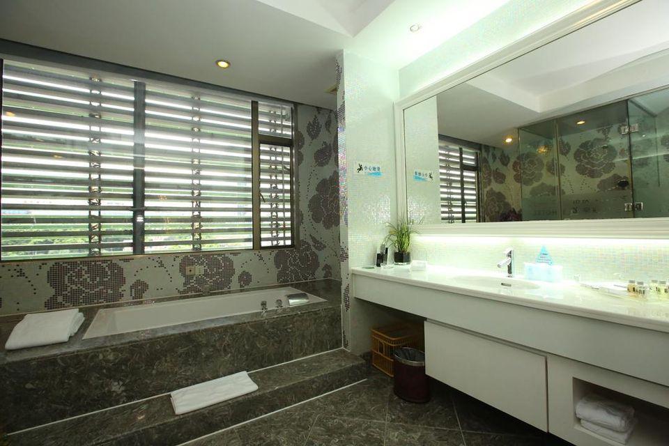 Guangzhou Sanyuanli Blue Coast Business Hotel 34/39