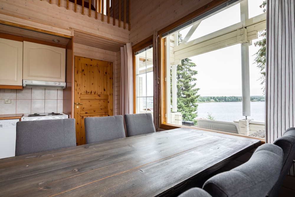 3 BEDROOMS, DELUXE, CHALET, RIVER VIEW, SAUNA
