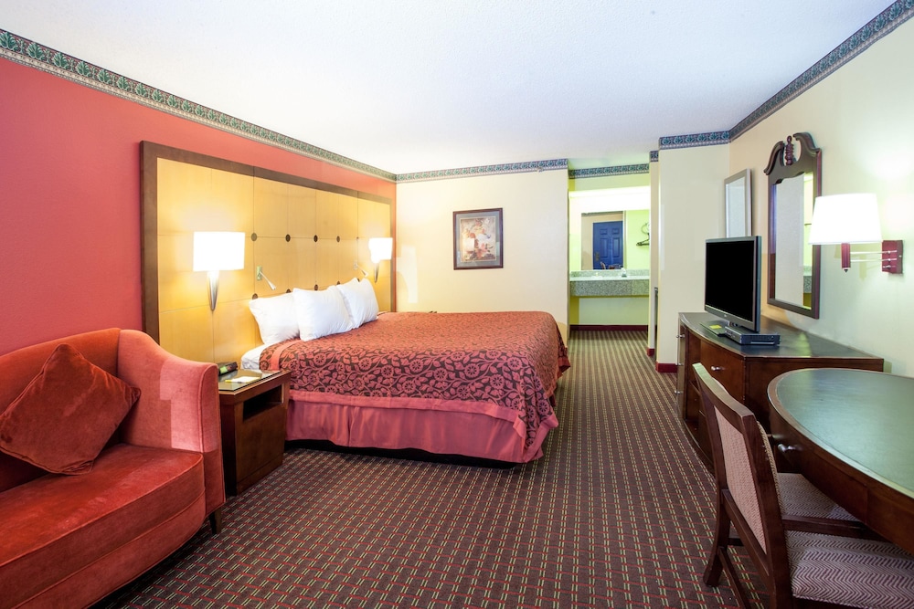 Days Inn by Wyndham Covington 12/23