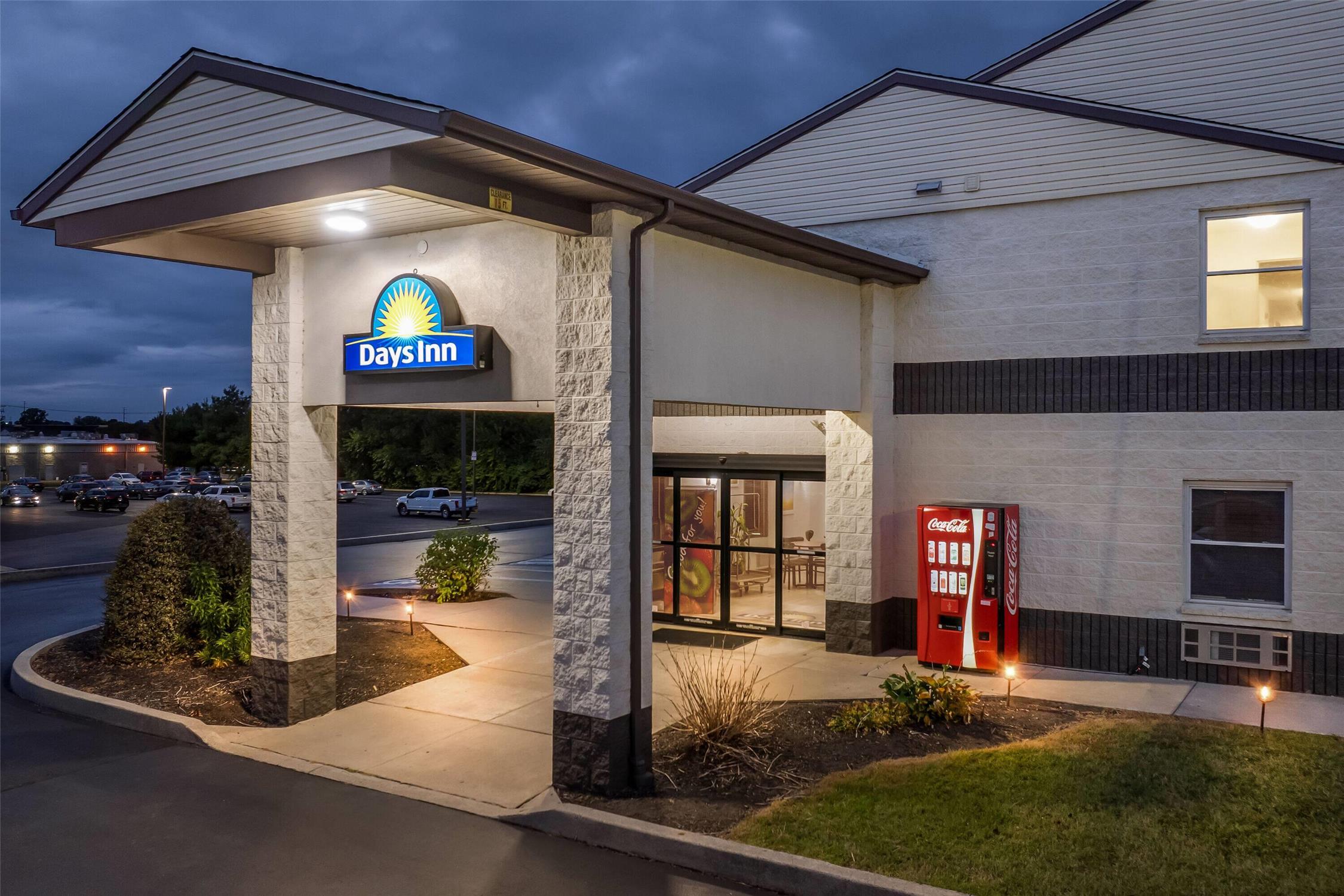 Days Inn By Wyndham Lancaster PA Dutch Country 3/36