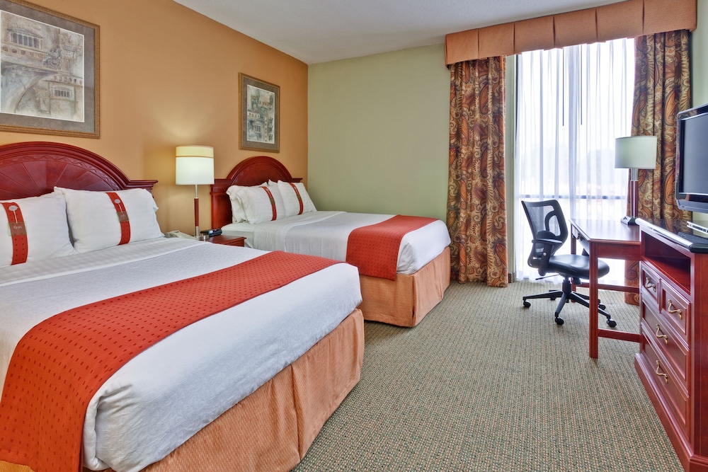 Holiday Inn Memphis University of Memphis 9/39