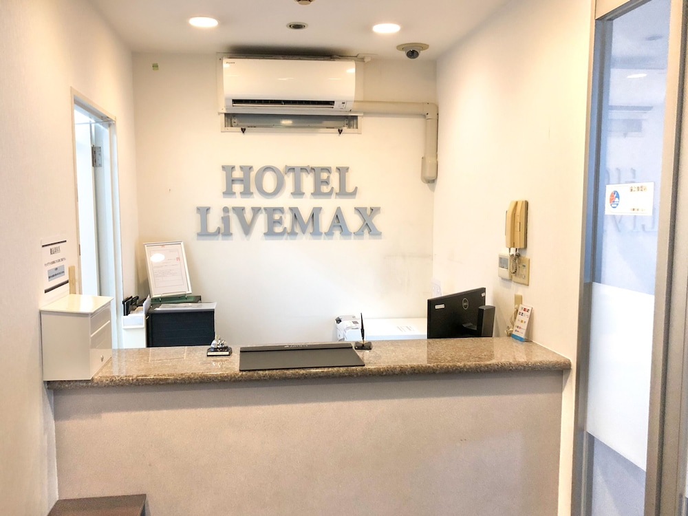 Hotel Livemax Budget Naha Matsuyama 4/17