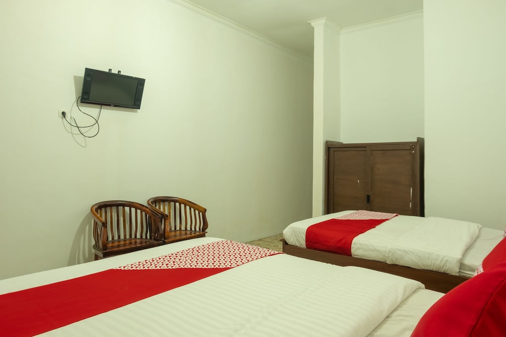 OYO 609 Ms Hotel Pangandaran 13/34