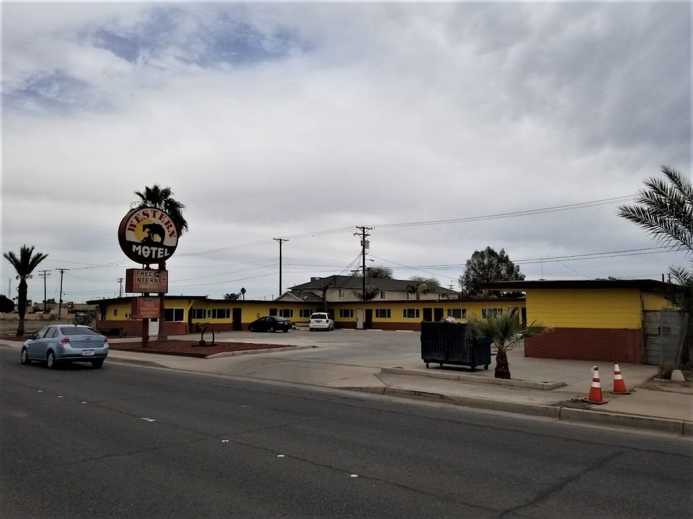 Western Motel 20/30