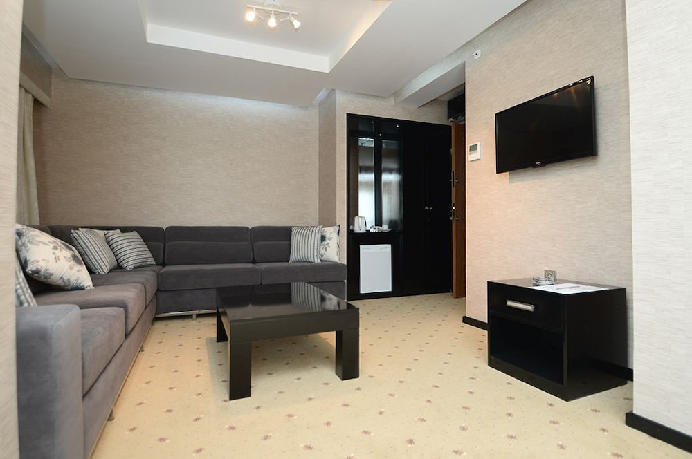 Nk Hotel 33/50