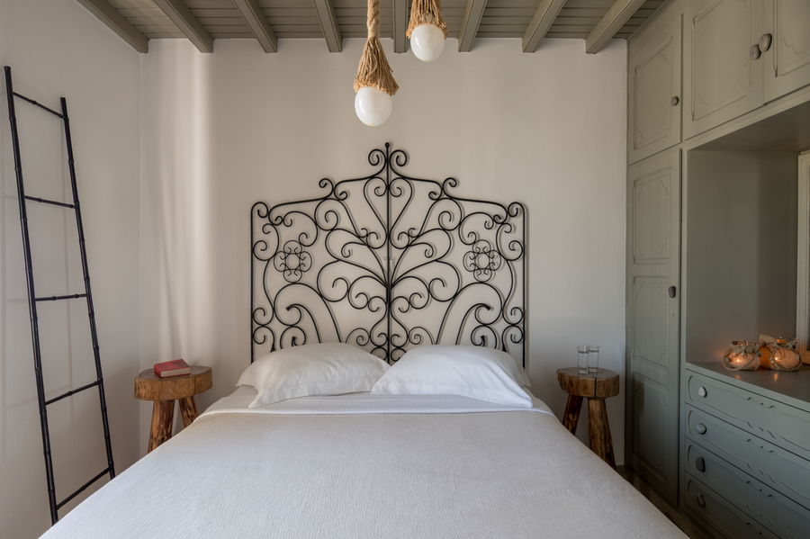2 Bedrooms, Senior, Suite