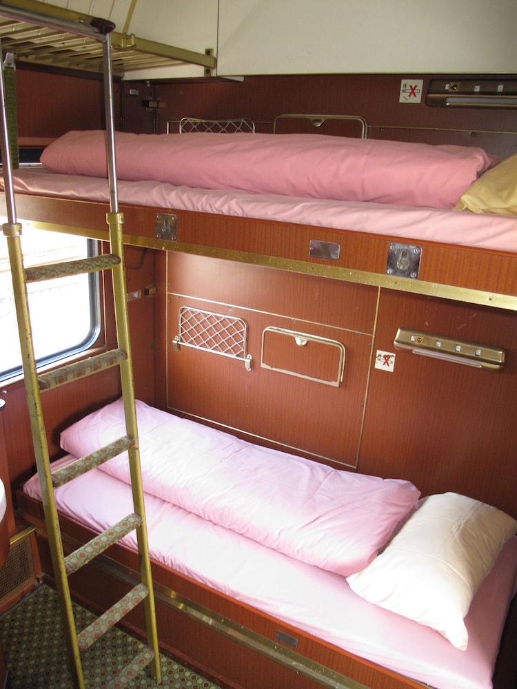 Train Lodge Amsterdam 8/34