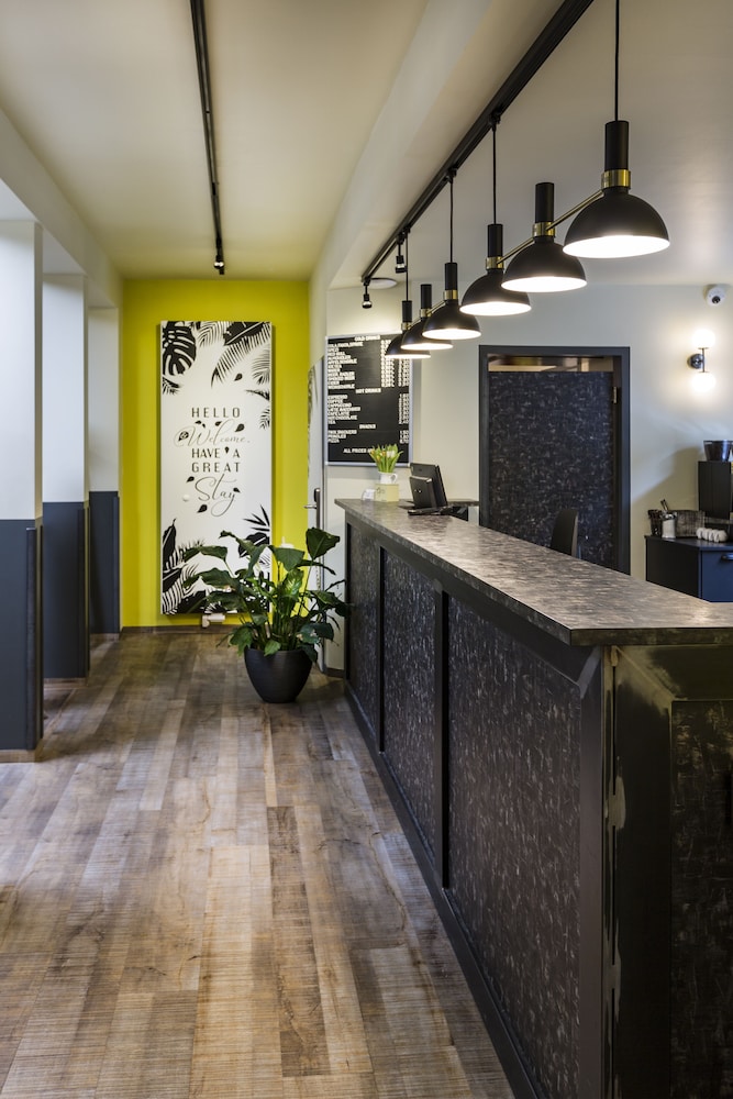 Five Reasons Hotel and Hostel 5/50