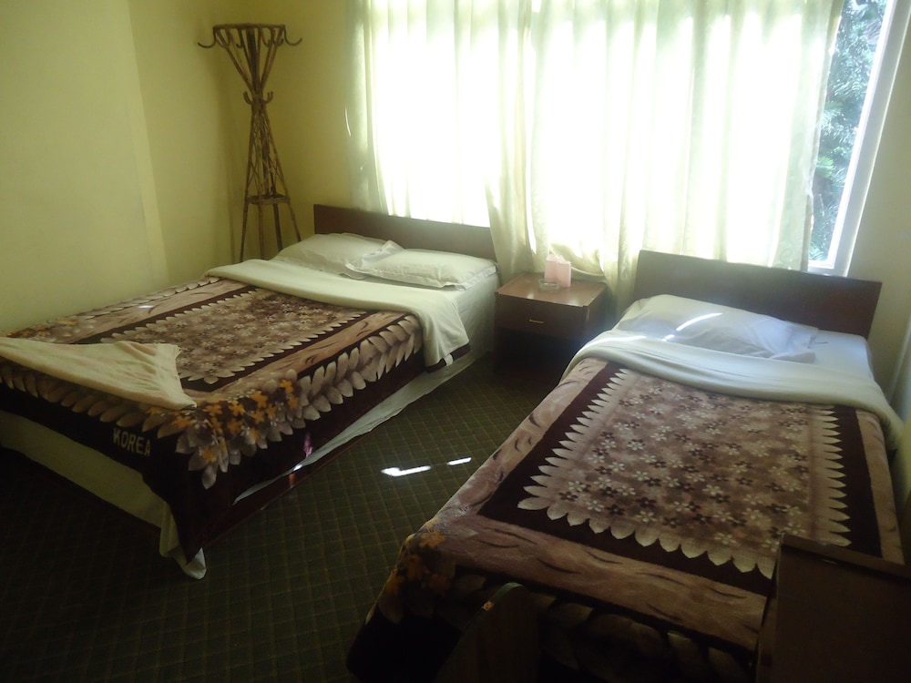 Hotel Discovery Inn 25/49