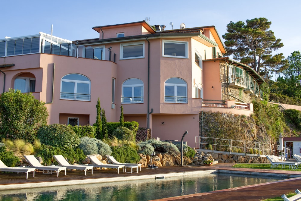 Hotel Villa Domizia 2/58
