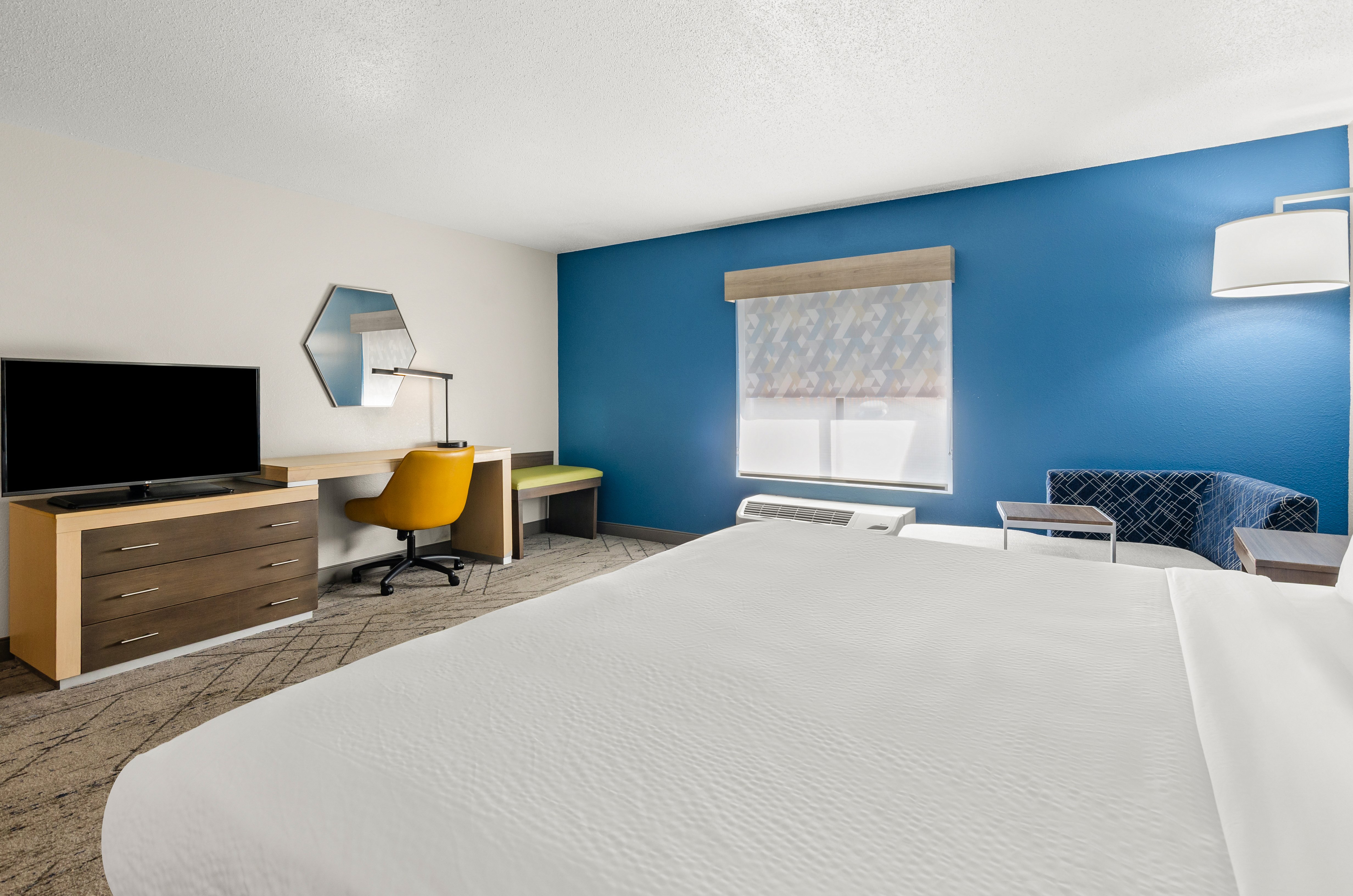 غرفة بسرير كينج، Holiday Inn Express Princeton I-77 4/6